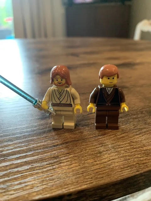 LEGO Star Wars MiniFig Lot Anakin Skywalker SW0100 Obi-Wan Kenobi SW0055A - 7133