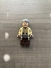 LEGO Star Wars Owen Lars Minifigure  (sw0559)