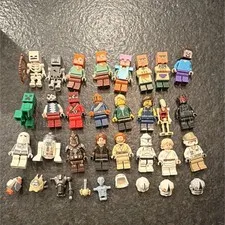 LEGO Minifigure Mixed Lot and parts the quality varies