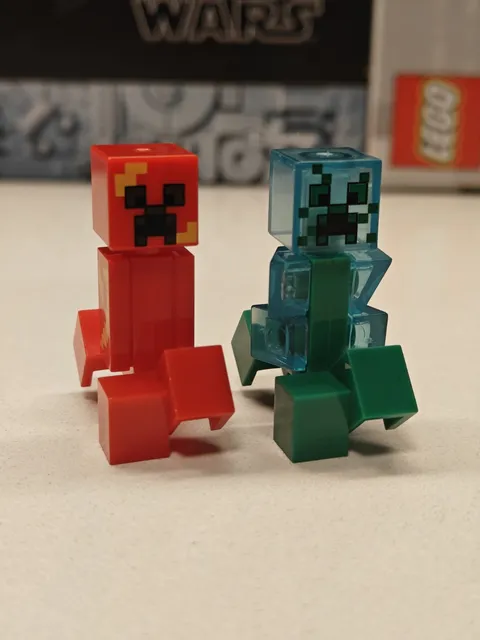 NEW LEGO Minecraft Charged Creeper + Exploding Creeper Minifigure Set