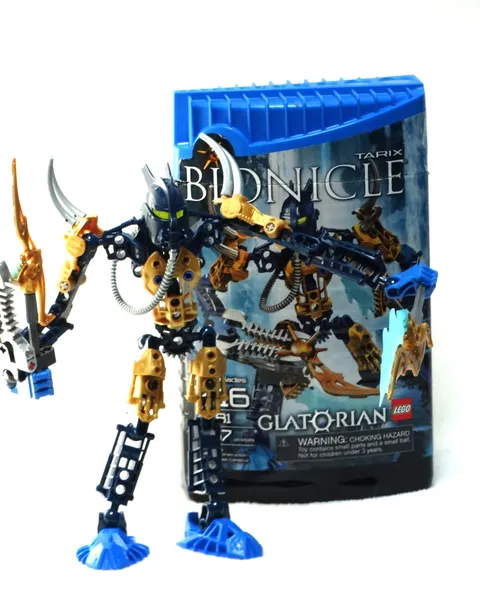 2009 LEGO Bionicle Glatorian Tarix  #8981 Almost Complete w/ Box