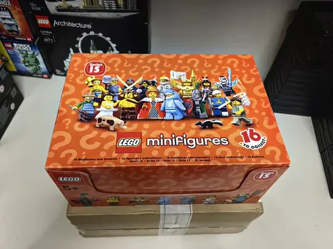 LEGO 71011 Minifigures Series 15 Original Case 60 Bags Per Case Brand-New&Sealed