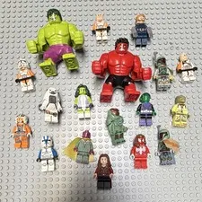 LEGO Star Wars/Marvel/DC 1 RANDOM Minifigure (READ)