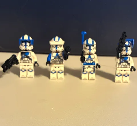 LEGO Star Wars Clone Trooper Minifigures Lot of 4 Blue & White w/ Weapons