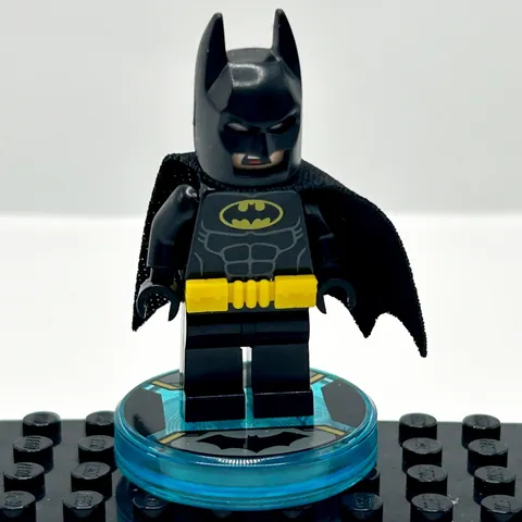 LEGO Dimensions Black Suit BATMAN Minifigure Authentic