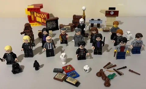 LEGO Harry Potter Mini figures Lot with accessories