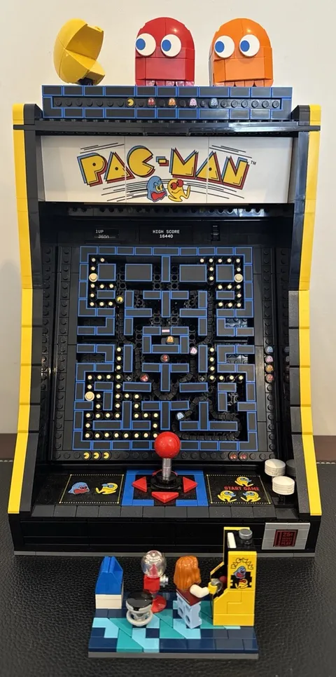 LEGO Icons: PAC-MAN Arcade (10323) No Box Or Instructions