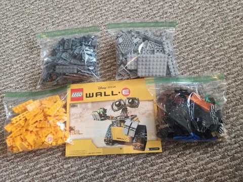 Lego 21303 Wall-E, Pre-owned 100% Complete