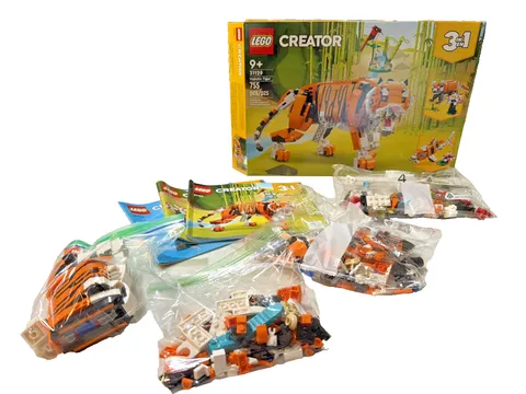 LEGO Creator 3 in 1 Majestic Tiger Building Set 31129