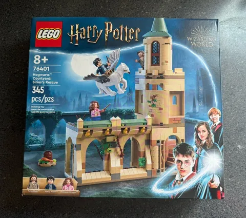 LEGO Harry Potter: Hogwarts Courtyard: Sirius's Rescue (76401) NIB. Retired