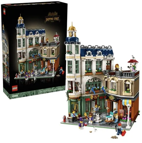 LEGO Icons 11371 Shopping Street Building Set 2026 New Factory Sealed