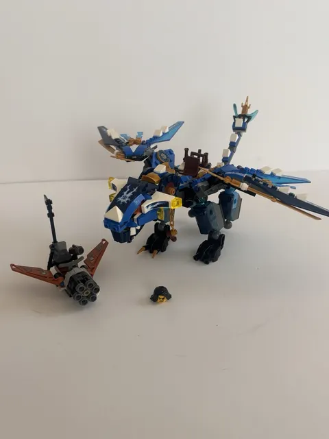 LEGO NINJAGO 70602 JAYS ELEMENTAL DRAGON NEARLY COMPLETE RARE RETIRES SKYBOUND