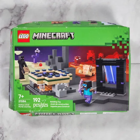 LEGO Minecraft Nether & End Portal Journey Building Set 21584 COMPLETE/OPEN BOX