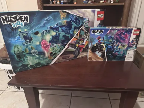 LEGO Hidden Side Lot With Minifigures