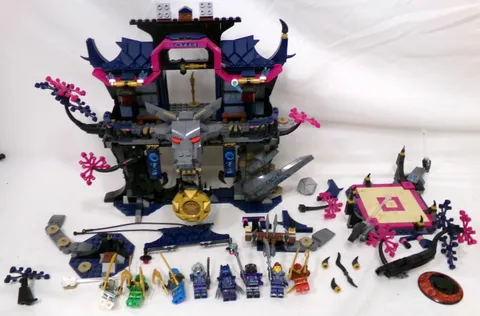 2024 LEGO Ninjago Dragon's Rising 71813 Wolf Mask Shadow Dojo Set
