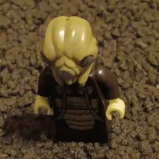 LEGO Star Wars 2019 Zuckuss, New No Cracks