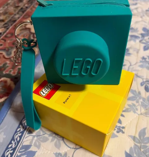 LEGO Purse Green Super Cute Pouch Novelty Item Silicone Block Rare Limited
