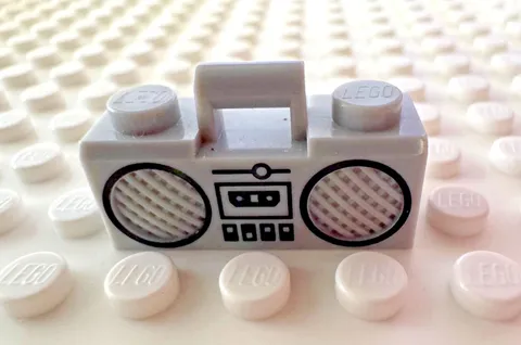 LEGO Minifigure Radio Boom Box w Bar Handle w Black Cassette Play 93221pb03