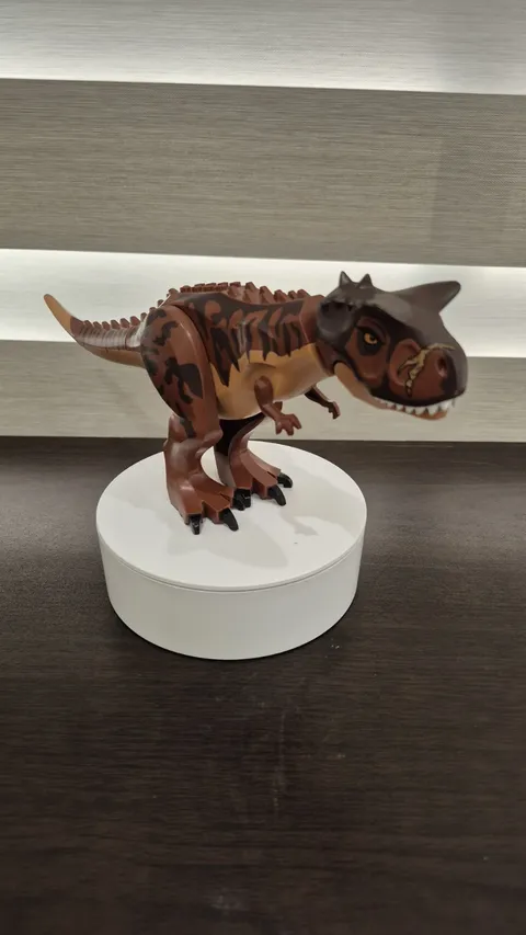 LEGO Jurassic World Carnotaurus Dinosaur Figure - Dark Red / Tan (76941)