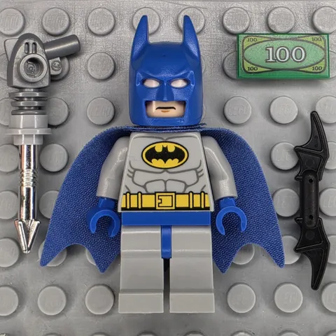 Lego DC Super Heroes Minifigure SH0111 Batman Light Bluish Gray Suit