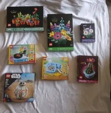 Lot Of LEGO boxes, Botanicals, Record Player, BB-8, Daisies, Telephone, More...