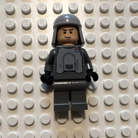 LEGO StarWars grey sith general Minifigure w/ Helmet 