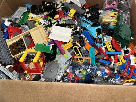 Lego Lot 20 Pounds Mixed Pieces Bulk Doors, Windows, Wheels, Plates, Cars