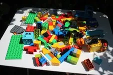 Lego Duplo Brick Lot Yellow Red Green Blue + Plate