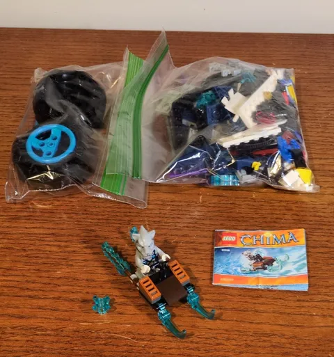 LEGO LOT 70007, 30266 Legends of Chima Eglor's Twin Bike Sykor's Ice Cruiser EUC