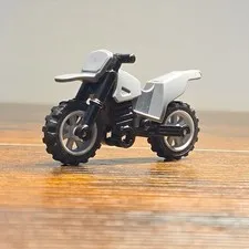 Lego City / Indiana Jones DB Gray Motorcycle Dirt Bike Black Chassis 50860c11