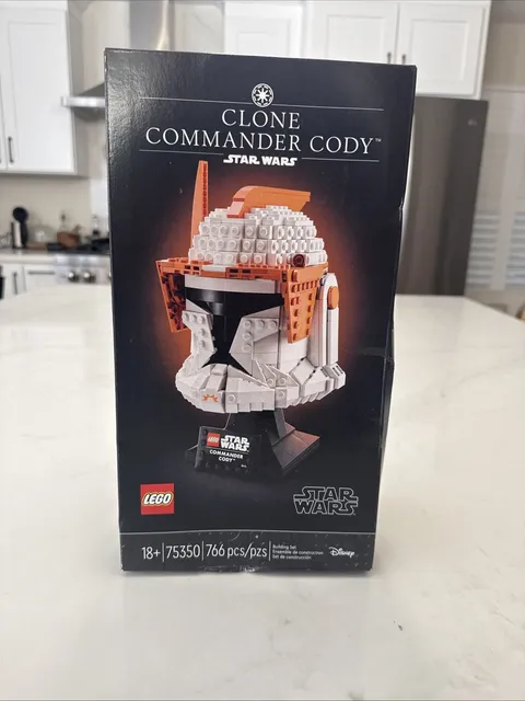 LEGO Star Wars: Clone Commander Cody Helmet (75350) Used/Complete w/ Box/Manual