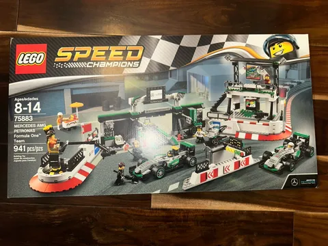 LEGO Speed Champions Mercedes AMG Petronas F1 Team (75883) - Sealed/New