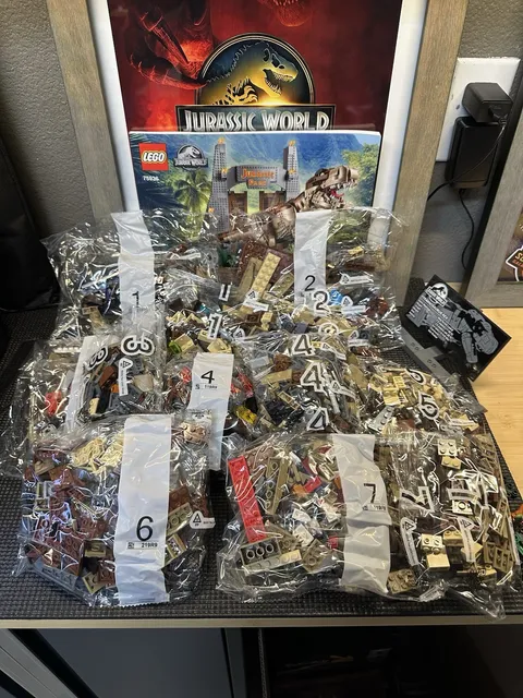LEGO Jurassic Park T. rex Rampage 75936 T-REX ONLY Sealed Bags Instructions