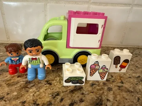 LEGO DUPLO - Ice Cream Truck Set  10586 Complete 11 pc 2015 Retired Pink Green