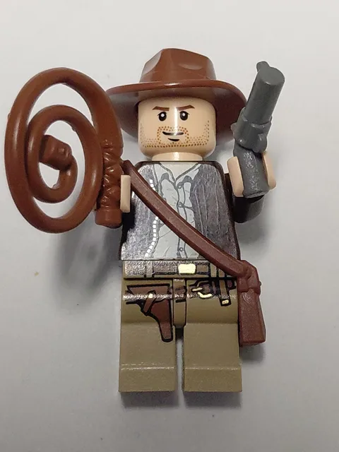 LEGO Indiana Jones IAJ001 MiniFigure With Whip Satchel Hat Gun #32