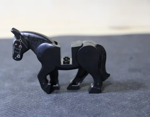 LEGO 10352c01pb02 Black Horse  Movable Legs, Red Eyes, LOTR Ringwraith