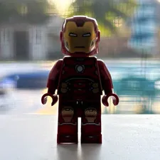 LEGO Iron Man Minifigure w/ Red & Gold Armor Character Figure