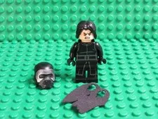 LEGO Kylo Ren Star Wars Minifigure w/ Mask Hair 75139 BB19
