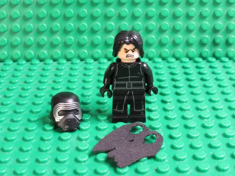 LEGO Kylo Ren Star Wars Minifigure w/ Mask Hair 75139 BB19