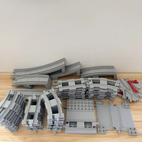 Lego Duplo Light Grey Train Tracks Straight Curved Switch x 48 Genuine Pieces