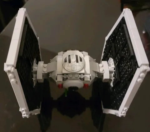 2012 Lego star wars tie fighter Build 