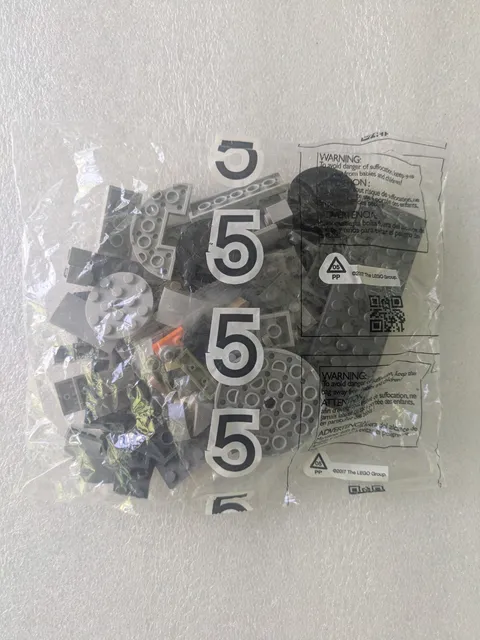 LEGO Star Wars The Millennium Falcon #75257 - Sealed SMALL Parts Bag #5 ONLY