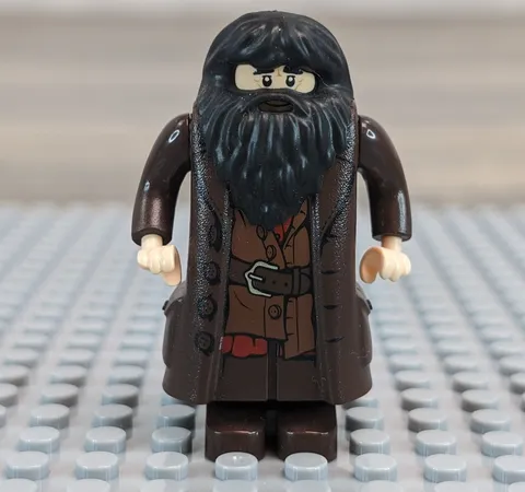 LEGO Harry Potter Hagrid Minifigure 4707 Hagrids Hut Retired hp009 