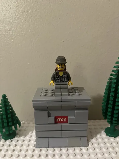 LEGO Minifigure rck007 - Docs with Backpack from Rock Raiders - Nice!