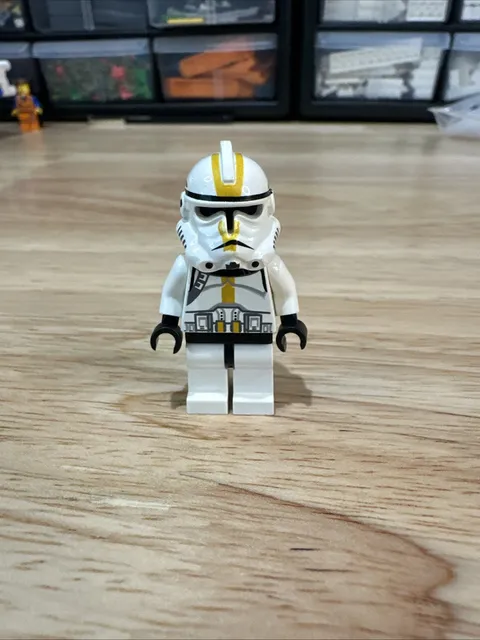 LEGO Star Wars Phase 2 327th Star Corps Clone Trooper Minifigure sw0128a