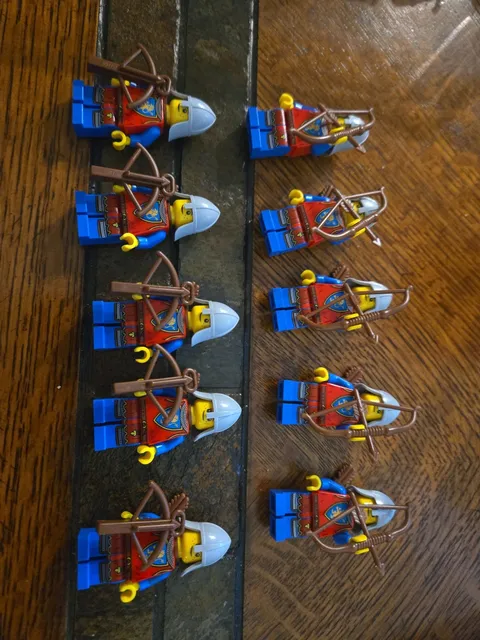 LEGO Castle Lion Knights 10 Archer Pack.