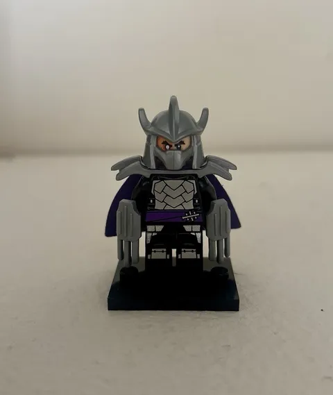 LEGO Shredder Purple Cape Minifigure TMNT