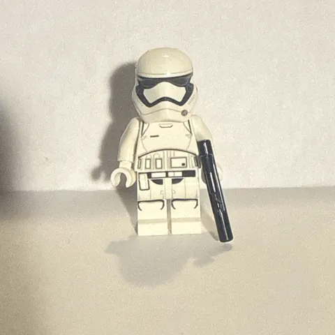 LEGO Star Wars First Order Stormtrooper Minifigure SW0667 w/ Blaster