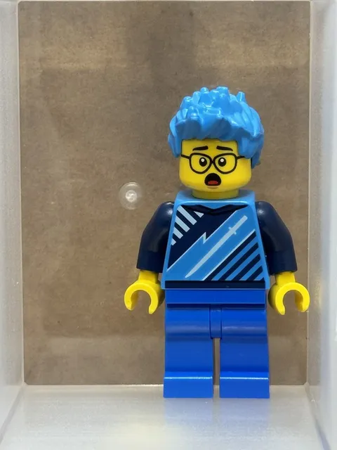 LEGO Minifigure - City Gaming Tournament Participant - Male - No cty1541 - QTY 1