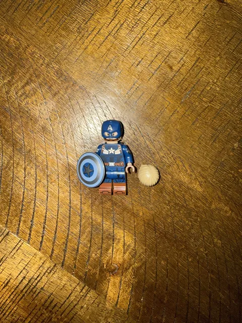 LEGO 76354 Marvel S.H.I.E.L.D. Helicarrier Captain America Minifigure